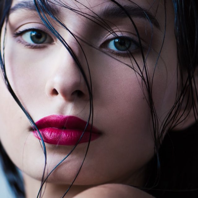 wet look beauty